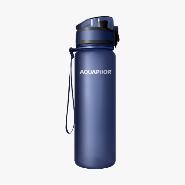 AQUAPHOR Wasserfilter-Trinkflasche CITY Dunkel-Blau 0,5L mit Aktivkohle-Wasserfilter aus Kokosnussschalen für 150 Liter gefiltertes Trinkwasser